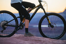 Load image into Gallery viewer, 141 Complete Bike (Ohlins) Gen 1