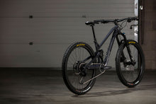 Load image into Gallery viewer, Privateer Gen 2 141 complete bike