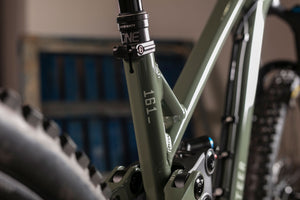 Privateer Gen 2 161 seat tube and dropper post