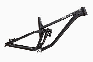 Privateer 161 Frameset in black